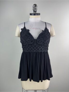💚 3645. Black Embroidered Lace Cami
